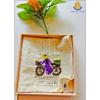 Khăn tay nữ cao cấp thêu hình cô gái áo dài Việt Nam – BBN Your Full House