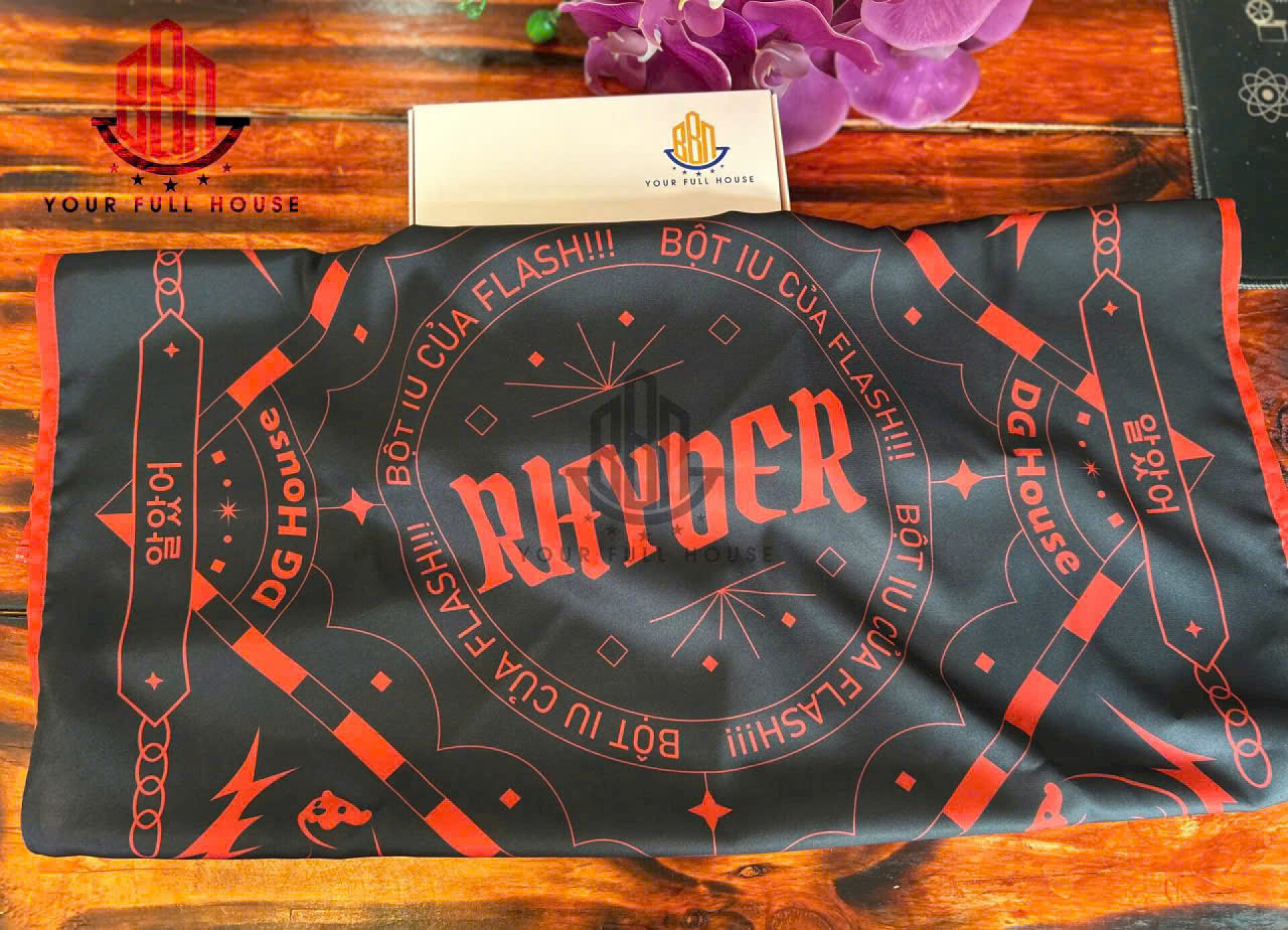 KHĂN BANDANA ĐỘC QUYỀN TỪ BBN CHO FAN RHYDER QUANG ANH – DG HOUSE